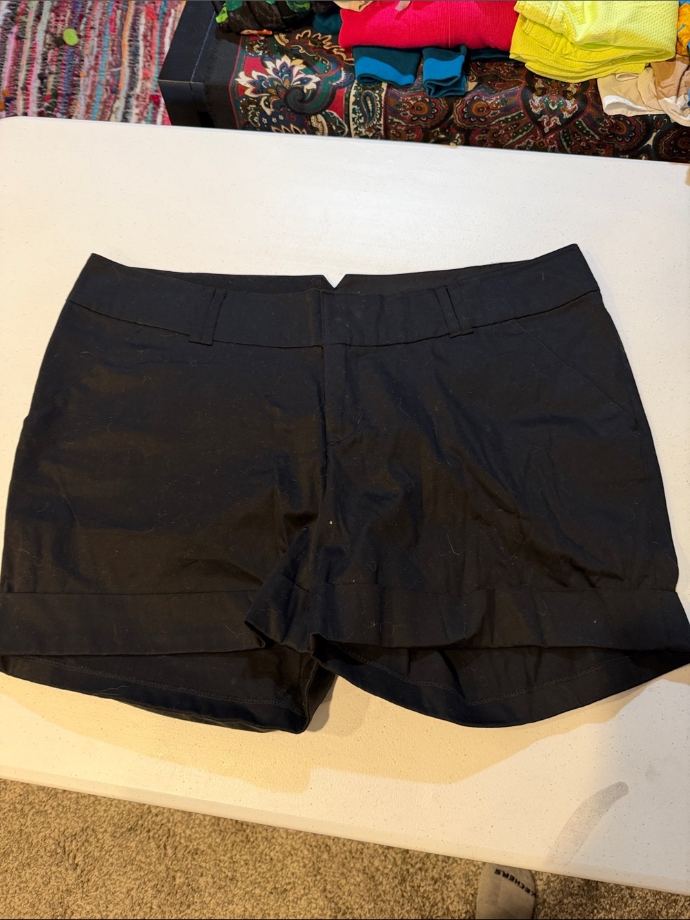 #483. Torrid shorts size 20